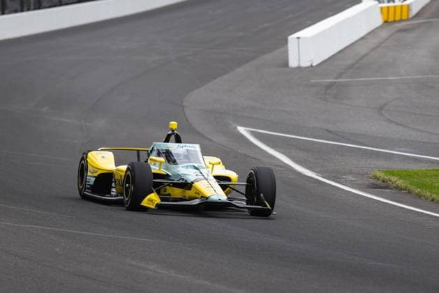 May 15, 2026, Speedway, Indiana, USA: CHRISTIAN RASMUSSEN, driver of the No. 21 Chevrolet for Ed Carpenter Racing, drives into Turn 1 during Fast Friday of the 110th Indianapolis 500 at Indianapolis Motor Speedway. IndyCar, Indy Car, IRL, USA 2026: Indy 500 Fast Friday Practice  - ZUMAw173 20260515_zsp_w173_046 Copyright: xLukexWelshx