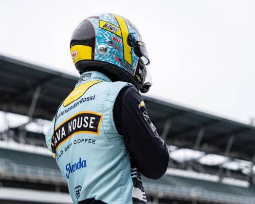 May 15, 2026, Speedway, Indiana, USA: ALEXANDER ROSSI, driver of the No. 20 Chevrolet for Ed Carpenter Racing, gets suited up on pit lane during Fast Friday of the 110th Indianapolis 500 at Indianapolis Motor Speedway. Speedway USA - ZUMAw173 20260515_zsp_w173_050 Copyright: xLukexWelshx