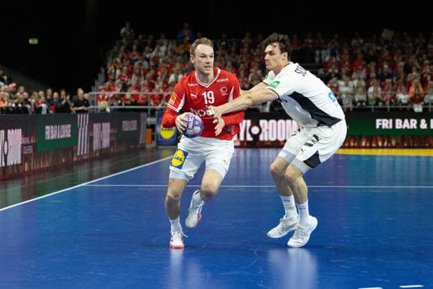 Handballspiel Dänemark gegen Deutschland am 15.5.2026 Handballspiel Dänemark gegen Deutschland am 15.5.2026 Kopenhagen, Dänemark 15.5.2026: Mathias Gidsel links und Miro Schluroff während des Handball Länderspiels zwischen Dänemark und Deutschland. Foto Christian Ender