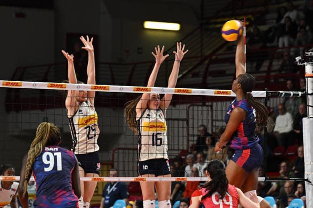 Italy v France - Test Match Depie Cyrelle of France participates in the Italy-France BPER test match at PalaIgor in Novara, Italy, on May 15, 2026. Novara Piemonte Italy  Copyright: xFedericoxManonix originalFilename:manoni-volleyba260515_npcAi.jpg