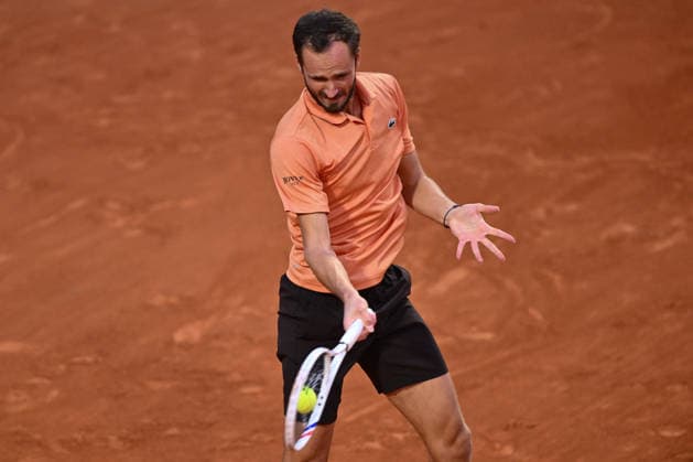 Internazionali BNL D Italia 2026 - Day Eleven Daniil Medvedev competes against Jannik Sinner of Italy during the Internazionali BNL d Italia Day Eleven at Foro Italico on May 15, 2026, in Rome, Italy. Rome Italy Italy  Copyright: xDomenicoxCippitellix originalFilename:cippitelli-itainter260515_npiw5.jpg