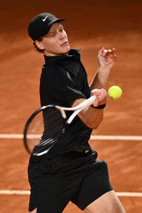 Internazionali BNL D Italia 2026 - Day Eleven Jannik Sinner of Italy competes against Daniil Medvedev during the Internazionali BNL d Italia Day Eleven at Foro Italico on May 15, 2026, in Rome, Italy. Rome Italy Italy  Copyright: xDomenicoxCippitellix originalFilename:cippitelli-itainter260515_np7SQ.jpg