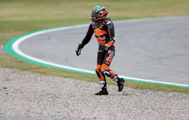 May 15, 2026, Sabadell, Barcelona, Spain: Montmelo Spain May 15, 2026 Brad Binder (33 ZAF KTM) looks during race at the MotoGP Catalonia Grand Prix 2025 in Montmelo Spain on 15 September 2026 MotoGP 2026: Catalonia Grand Prix  - ZUMAu50_ 20260515_zsp_u50_006 Copyright: xXavixUrgelesx