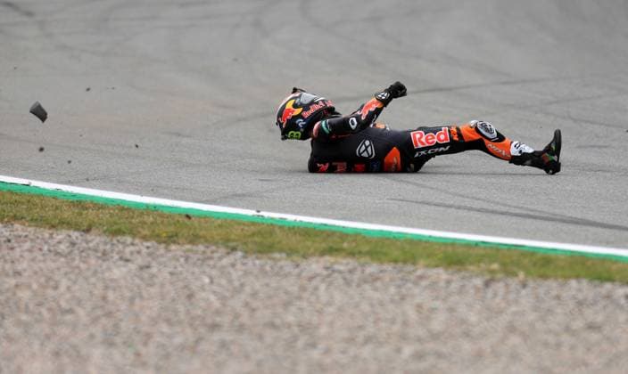 May 15, 2026, Sabadell, Barcelona, Spain: Montmelo Spain May 15, 2026 Brad Binder (33 ZAF KTM) falls off his motorcycle during race at the MotoGP Catalonia Grand Prix 2025 in Montmelo Spain on 15 September 2026 MotoGP 2026: Catalonia Grand Prix  - ZUMAu50_ 20260515_zsp_u50_014 Copyright: xXavixUrgelesx