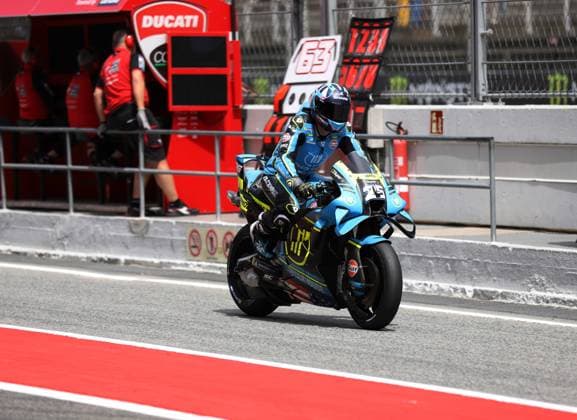 May 15, 2026, Sabadell, Barcelona, Spain: Montmelo Spain May 15, 2026 Raul Fernandez (25 ESP Trackhouse ) during race at the MotoGP Catalonia Grand Prix 2025 in Montmelo Spain on 15 September 2026 Sabadell Spain - ZUMAu50_ 20260515_zsp_u50_023 Copyright: xXavixUrgelesx