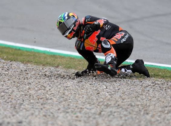 May 15, 2026, Sabadell, Barcelona, Spain: Montmelo Spain May 15, 2026 Brad Binder (33 ZAF KTM) falls off his motorcycle during race at the MotoGP Catalonia Grand Prix 2025 in Montmelo Spain on 15 September 2026 Sabadell Spain - ZUMAu50_ 20260515_zsp_u50_031 Copyright: xXavixUrgelesx