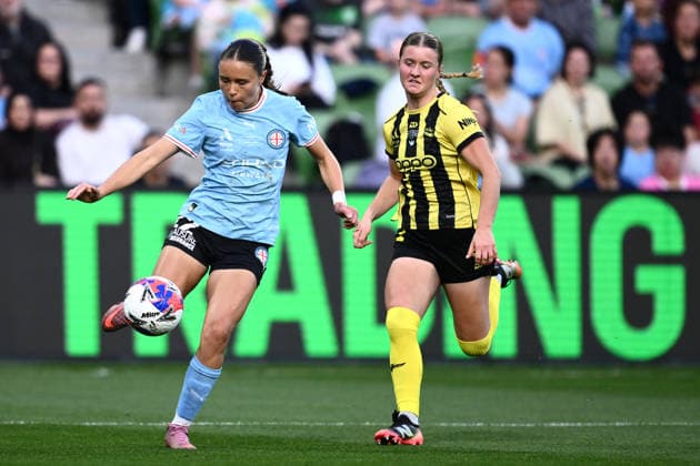 ALEAGUE WOMENS GRAND FINAL, Bryleeh Henry of Melbourne City (left) and Manaia Elliott of the Phoenix during the A-League Women Grand Final match between Melbourne City and Wellington Phoenix at in Melbourne, Saturday, May 16, 2026. ( NO ARCHIVING, EDITORIAL USE ONLY MELBOURNE VICTORIA AUSTRALIA  Copyright: xJOELxCARRETTx 20260516150605949720