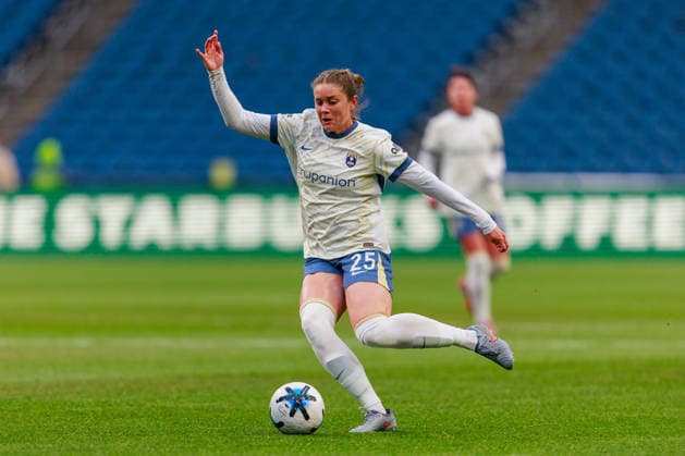 May 15, 2026, Seattle, Washington, USA: Seattle Reign FC Defender SHAE HOLMES (25) in action during a NWSL 2026 regular season game between Seattle Reign FC and NY Gotham FC at Lumen Field in Seattle on May 15, 2026. Gotham FC won 2:0. 2026 Soccer: NWSL Seattle Reign 0:2 NY Gotham  - ZUMAw150 20260515_zsp_w150_004 Copyright: xJasonxWangx