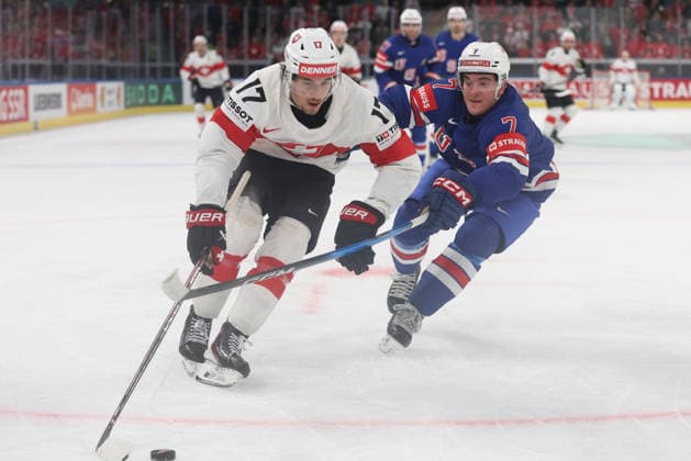 World Championship 2026 USA SUI Ken Jaeger vs Ryan Ufko 15 05 2026 Swiss Life Arena Zuerich , SWITZERLAND, Men IIHF Ice Hockey World Championship Zurich 2026 Group USA Switzerland Ken Jaeger li,Switzerland vs Ryan Ufko USA