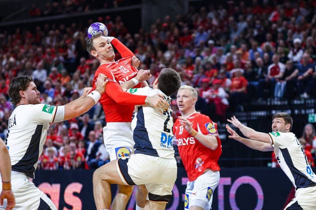 15 05 2026, xIAJx, handball, international match, test match, Denmark Germany, Royal Arena Copenhagen L R Johanes Golla Germany 4 Mathias Gidsel Denmark 19 Renars Uscins Germany 23 Magnus Saugstrup Denmark 15 Lukas Zerbe Germany 17 Denmark