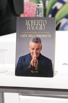 May 14, 2026, Turin, Italy: The book of Roberto Baggio Luce nell oscuritÃ seen during the SalTo 26 - Salone Internazionale del Libro at Lingotto Fiere. SalTo 26 - Salone Internazionale Del Libro In Turin - 14 May 2026  - ZUMAs197 20260514_aaa_s197_740 Copyright: xElenaxVizzocax