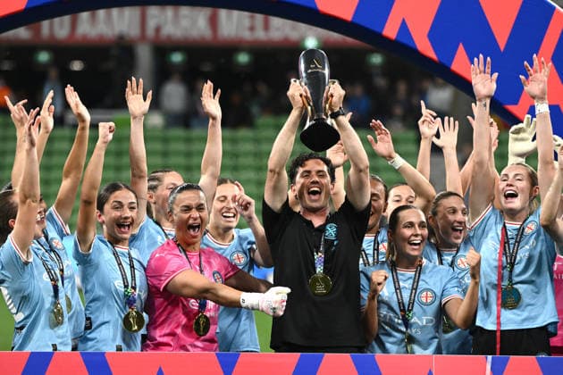ALEAGUE WOMENS GRAND FINAL, Melbourne City head coach Michael Matricciani as Melbourne City players celebrate winning the A-League Women Grand Final match between Melbourne City and Wellington Phoenix at in Melbourne, Saturday, May 16, 2026. ( NO ARCHIVING, EDITORIAL USE ONLY MELBOURNE VICTORIA AUSTRALIA  Copyright: xJOELxCARRETTx 20260516164597593188