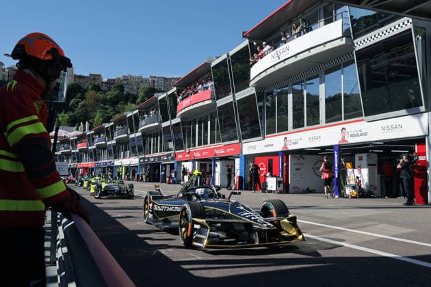 Maximilian Günther GER DS Penske drives through the pit lane at the start of practice, FIA Formula E World Championship Season 12, Monaco E Prix, MonteCarlo, MC, 16 05 2026,