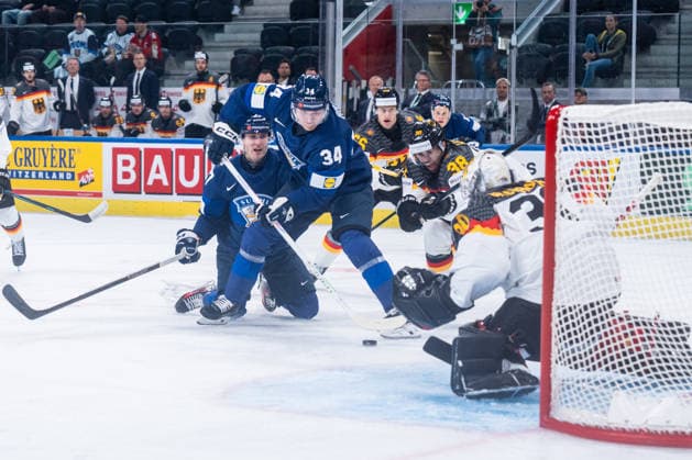 xxkeikkaxx 20260515 Swiss Life Arena, Zurich, Switzerland. IIHF Ice hockey, Eishockey World Championships match Finland vs Germany Aatu Räty (34) of Team Finland Philipp Grubauer (30) of Team Germany Fabio Wagner (38) of Team Germany Janne Kuokkanen (27) of Team Finland Manuel Wiederer (56) of Team Germany Photo by Pasi Suokko All Over Press  1.06181070