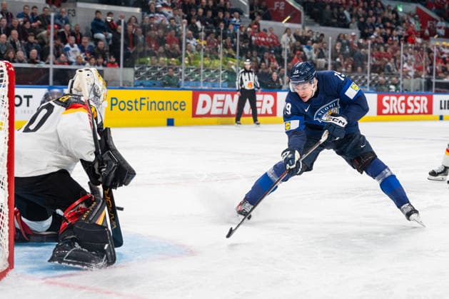 xxkeikkaxx 20260515 Swiss Life Arena, Zurich, Switzerland. IIHF Ice hockey, Eishockey World Championships match Finland vs Germany Waltteri Merelä (19) of Team Finland Philipp Grubauer (30) of Team Germany Photo by Pasi Suokko All Over Press  1.06181907