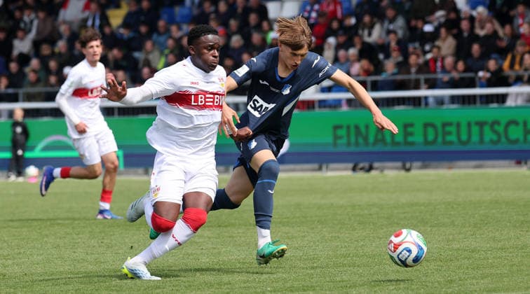 16 05 2026, Germany, Sinsheim Football Final DM B Juniors, TSG 1899 Hoffenheim vs VfB Stuttgart , f l Idriss Youmbissi Kenmoe VfB , Julian Graf Hoffenheim