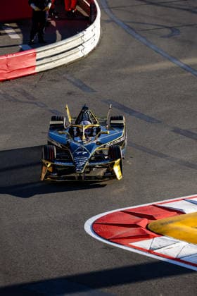 Taylor Barnard DS Penske, 77 first free practice Free Practice 1, ABB FIA Formula E World Championship, Monaco e Prix 2026, Monte Carlo, Season 12 2025 26, Round 9, 16 05 2026, ABB FIA Formula E World Championship, Monaco e Prix 2026, Monte Carlo, Season 12 2025 26, Round 9, 16 05 2026 Monte Carlo Copyright: xEibner-Pressefoto LauraxRoemerx EP_LRR