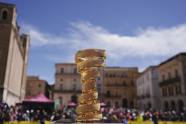 The trophy (trofeo senza fine) during Stage 8 of the Giro d™Italia, from Chieti to Fermo, Italy, Saturday, May 16, 2026.  Copyright: xFabioxFerrari LaPressex