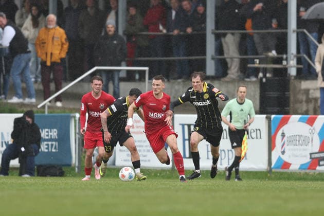 16 05 2026, Men, Soccer, Season 2025 2026, Regionalliga Bayern, 34 Matchday TSV Aubstadt SpVgg Bayreuth Nico Schmidt 8, TSV Aubstadt and Levi Kraus 13, SpVgg Bayreuth Sulzfeld Schulstadion Aubstadt NGN Arena Bayern Germany