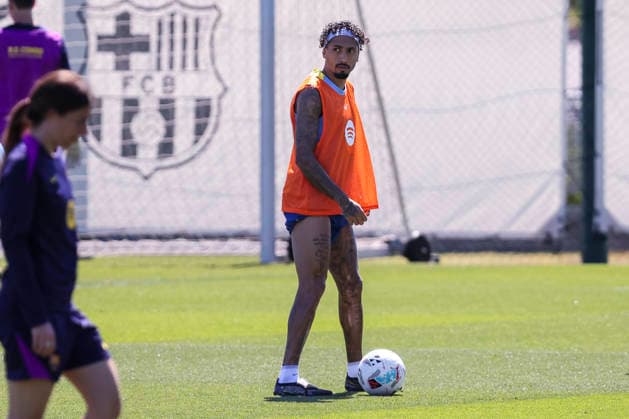 May 16, 2026, Sant Joan Despi, Barcelona, SPAIN: Raphinha during the training day of FC Barcelona, Barca ahead the Spanish League, Laliga EA Sports, football match against Real Betis at Ciudad Esportiva Joan Gamper on May 16, 2026 in Sant Joan Despi, Barcelona, Spain. FC Barcelona Training And press conference, PK, Pressekonferenz - LaLiga EA Sports  - ZUMAa181 20260516_zaa_a181_088 Copyright: xJavierxBorregox
