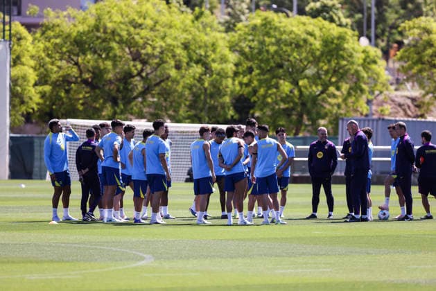 May 16, 2026, Sant Joan Despi, Barcelona, SPAIN: Players of FC Barcelona, Barca during the training day of FC Barcelona ahead the Spanish League, Laliga EA Sports, football match against Real Betis at Ciudad Esportiva Joan Gamper on May 16, 2026 in Sant Joan Despi, Barcelona, Spain. Sant Joan Despi SPAIN - ZUMAa181 20260516_zaa_a181_093 Copyright: xJavierxBorregox