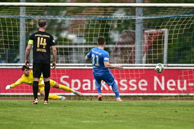 Football, RL Bayern, FV Illertissen - TSV Schwaben Augsburg