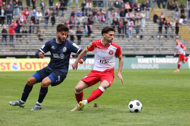 Football, RL West, Sportfreunde Siegen - SSVg Velbert 02