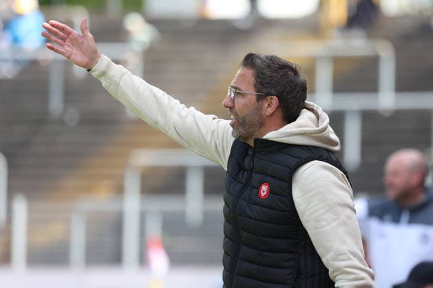 Coach Boris Schommers SI Soccer Regionalliga West, Matchday 34, Sportfreunde Siegen SSVg Velbert 02, on 16 05 2026 in Siegen Germany