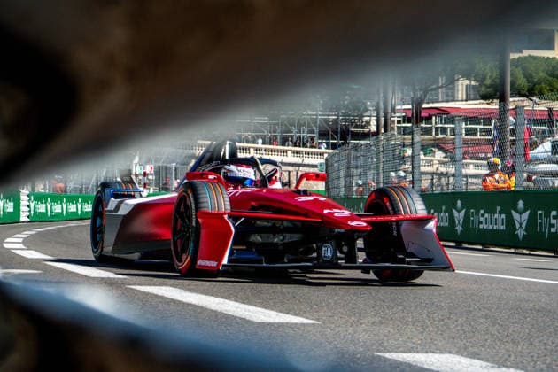 Monaco EPrix Round 9 Nick Cassidy of New Zealand driving the (37) Citroen Racing e-CX through Tabac during Qualifying of the Monaco E-Prix Round 9 at Circuit de Monaco, Monte Carlo 16 05 2026 UK Newspapers OUT Copyright: xNickxEmmersonx FIL-23438-0049