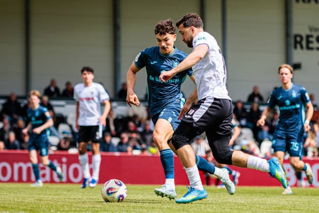 v l Sean Dulic TSV 1860 Muenchen, 25 , Berkan Taz SC Verl, 10 GER, SC Verl vs TSV 1860 Muenchen, Football, 3 Liga, 38 Matchday, Season 2025 2026, 16 05 2026 DFL Regulations prohibit any use of photographers as image sequences and or quasi video GER, SC Verl vs TSV 1860 Muenchen, Football, 3 Liga, 38 Matchday, Season 2025 2026, 16 05 2026 Verl Copyright: xEibner-Pressefoto JanxRollingerx EP_JSK