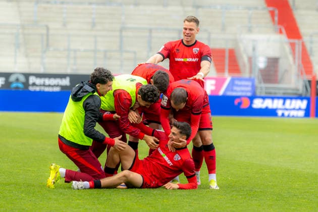 Ingolstadt, Germany 16 May 2026 3 Liga 2025 2026 Sp 38 FC Ingolstadt 04 vs SV Waldhof Mannheim In the picture in the Traube Goalscorer Emre Gül Guel FCI celebrates with his teammates after his goal for 3 0, DFB regulations prohibit any use of photographs as image sequences and or quasi video Audi Sportpark Bayern Copyright: xFotostandx xSchäferx