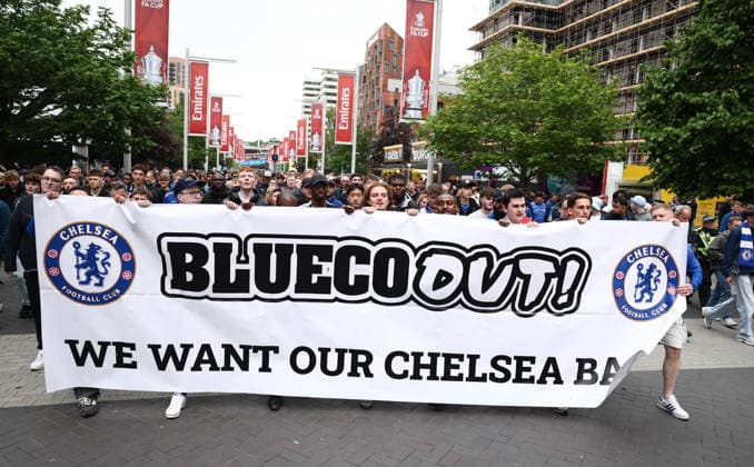 Football, England, Chelsea FC, fan protests against the club's owners