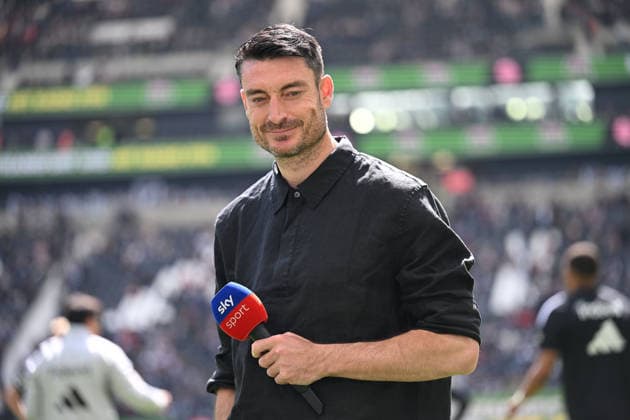 Soccer 1 Bundesliga 34 Matchday Eintracht Frankfurt VfB Stuttgart on 16 05 2026 at Deutsche Bank Park in Frankfurt Albert Riera Coach Head Coach Frankfurt DFL regulations prohibit any use of photographs as image sequences and or quasi video xJKx