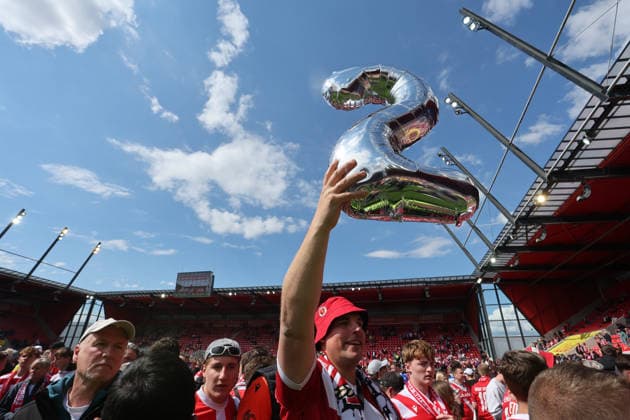 Football, 3rd division, FC Energie Cottbus celebrates promotion to the second division