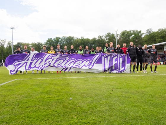 VfL Osnabrueck players with fans with banner VfL GER, VfB Stuttgart II vs VfL Osnabrueck, Football, 3 Bundesliga, 38 Matchday, Season 2025 2026, 16 05 2026 GER, VfB Stuttgart II vs VfL Osnabrueck, Football, 3 Bundesliga, 38 Matchday, Season 2025 2026, 16 05 2026 Aspach Copyright: xEibner-Pressefoto CarstenxSchwerx EP_CSG