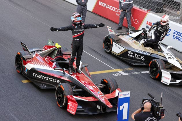 Nyck de Vries NED Mahindra in winning pose on his Gen3 Evo race car at Parc ferme, Race 1, FIA Formula E World Championship Season 12, Monaco E Prix, MonteCarlo, MC, 16 05 2026,