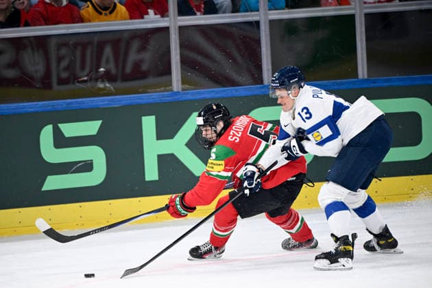 LKS 20260516 Jesse Puljujärvi (R) of Finland vies with Doman Szongoth of Hungary during the 2026 IIHF Ice hockey, Eishockey World Championships preliminary round group A match between Hungary and Finland in Zurich on May 16, 2026. - RONI REKOMAA Zürich Switzerland MD_lPeDBuUA  Copyright: xRonixRekomaax MD_lPeDBuUA