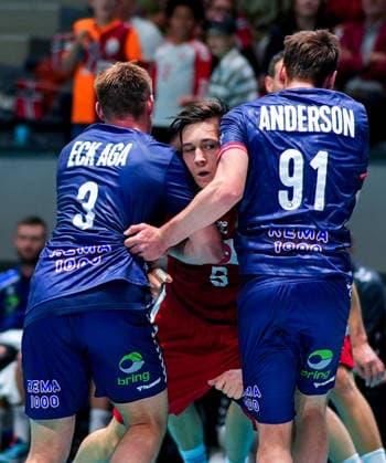 Turkiye v Norway - World Handball Championship Qualifiers ANKARA, TURKIYE - MAY 16: Patrick Anderson (R) of Norway competes against his opponent during the 2027 IHF Men s World Handball Championship European Qualifiers phase 3 second-leg match between Turkiye and Norway at Prof. Dr. Yasar Sevim Handball Hall in Ankara, Turkiye, on May 16, 2026. Ercin Erturk Anadolu Ankara Turkey. Editorial use only. Please get in touch for any other usage.  Copyright: x2026xAnadoluxErcinxErturkx