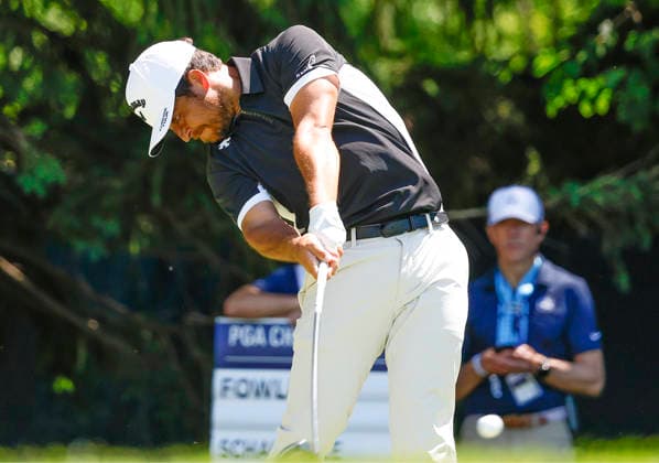 Xander Schauffele tees off on the 4th hole during the third round of the 2026 PGA, Golf Herren Championship at Aronimink Golf Club in Newtown Square, Pennsylvania, on Saturday, May 16, 2026.  PHI20260516807 LAURENCExKESTERSON