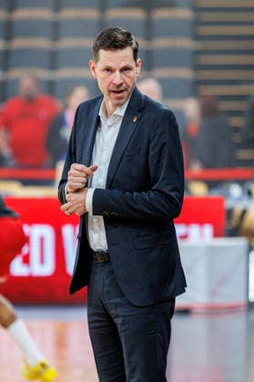 Thorsten Leibenath ratiopharm Ulm, Sports Director , single picture, single photo, portrait, portraet, BMA365 Bamberg Baskets vs ratiopharm Ulm, basketball, easyCredit BBL, playoff quarterfinals, game 1, 16 05 2026 BMA365 Bamberg Baskets vs ratiopharm Ulm, basketball, easyCredit BBL, playoff quarterfinals, game 1, 16 05 2026 Bamberg Copyright: xEibner-Pressefoto G.xSantemizx EP_EER
