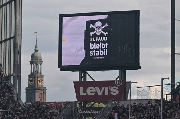 Statement of FC St Pauli c, FC St Pauli VFL Wolfsburg, Football, Bundesliga, DFL, 16 05 2026 DFB regulations prohibit any use of photographs as image sequences and or quasi video Hamburg Hamburg Germany Copyright: xkolbert-press BurghardxSchreyerx