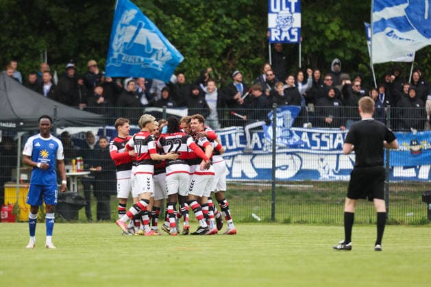 16 05 2026, Soccer, Men, Regionalliga Nord, Matchday 34, Altona 93 BSV Kickers Emden Goal Goal celebration for 1 0 Pascal El Nemr 7 Altona 93