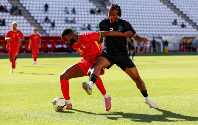 International Friendly, Länderspiel, Nationalmannschaft Enrique Roca Stadium, Murcia, Spain 16 5 2026 Republic of Ireland vs Grenada Ireland s Omotayo Adaramola tackles Kane Vincent-Young of Grenada Omotayo Adaramola tackles Kane Vincent-Young 16 5 2026  Copyright: x INPHO RyanxByrnex RB2_7905
