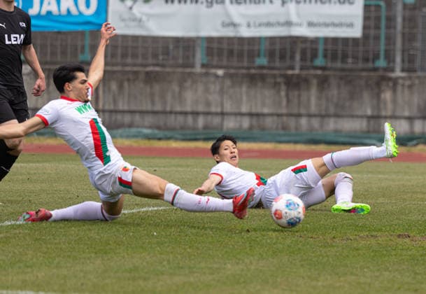Goal chance missed by Aris Isa Malaj FC Augsburg II 33 , Ryota Onoda FC Augsburg II 10, at the back FC Augsburg II vs FC Memmingen, Matchday 34, Season 2025 2026