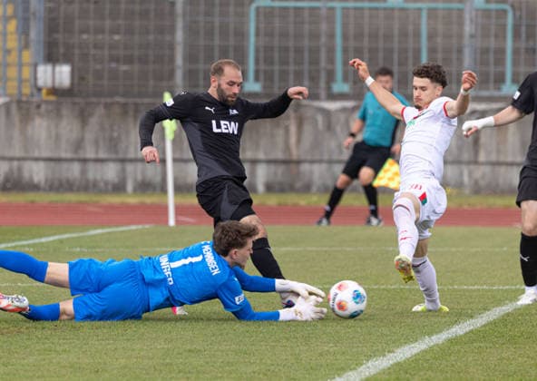 Goal chance Oliver Sorg FC Augsburg II 30 against Felix Unger goalkeeper FC Memmingen and Kim Paschek FC Augsburg II vs FC Memmingen, matchday 34, season 2025 2026