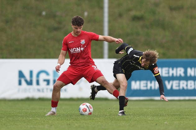 16 05 2026, Men, Soccer, Season 2025 2026, Regionalliga Bayern, 34 Matchday TSV Aubstadt SpVgg Bayreuth Marcel Fischer 30, TSV Aubstadt and Levi Kraus 13, SpVgg Bayreuth Sulzfeld Schulstadion Aubstadt NGN Arena Bayern Germany