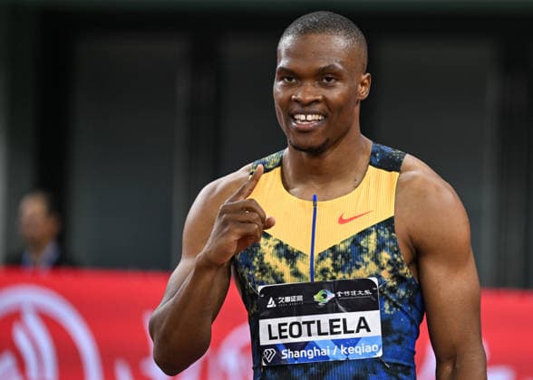 Wanda Diamond League 2026 - Shanghai Keqiao SHAOXING, CHINA - MAY 16: Gift Leotlela of South Africa smiles and points to indicate his number one finish after winning the men s 100m race during the Yangtze River Delta Athletics Diamond Gala, the Shanghai Keqiao leg and opening meeting of the 2026 Wanda Diamond League circuit, at the China Textile City Sports Center in Keqiao, Shaoxing, Zhejiang province, China, on May 16, 2026. Artur Widak Anadolu Zhejiang China. Editorial use only. Please get in touch for any other usage.  Copyright: x2026xAnadoluxArturxWidakx