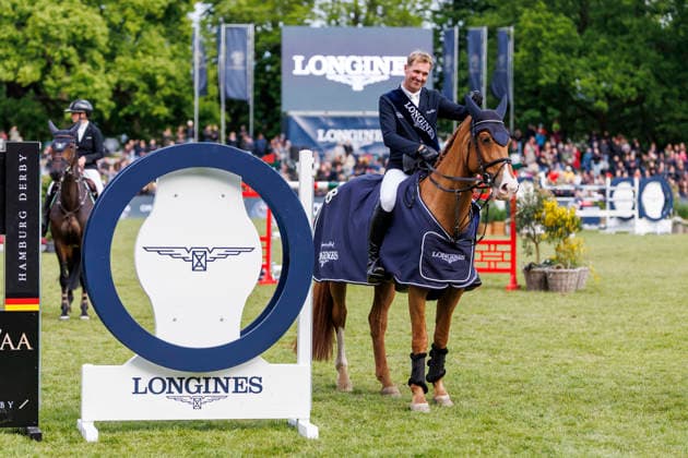 HAMBURG Al Shira aa 95 German Jumping and Dressage DERBY 2026, HAMBURG Al Shira aa 95 German Jumping and Dressage DERBY 2026 THIEME Andre GER , DSP Chakaria Prize giving ceremony LONGINES Grand Prix of Hamburg Al Shira aa CSI5 Tour CSI5 Int jumping competition with jump off 1,60m Hamburg, Jenischpark, Derby Park Klein Flottbek 16 May 2026