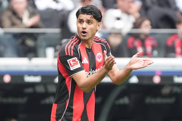 Mahmoud Dahoud Eintracht Frankfurt drives the team Frankfurt 16 05 2026 Eintracht Frankfurt vs VfB Stuttgart, Deutsche Bank Park, 34 Matchday Bundesliga