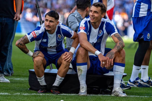 Borja Sainz and Jakub Kiwior seen during Liga Portugal game between teams of FC Porto and CD Santa Clara at Estadio do Dragao (Kazimierz Koper Ball Raw Images) Porto Estadio do Dragao Portugal Copyright: xKazimierzxKoperx KAZ_POR_STA_2526-4